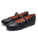 Scallop Flat with Strap - Black